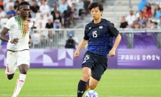 世俱杯:在Kōta高井在热刺三年快速崛起的背后